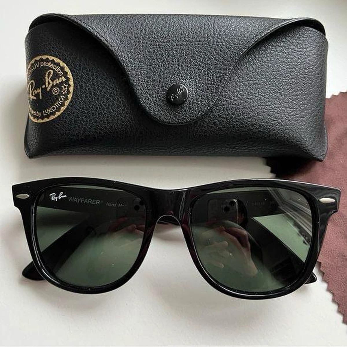 Lunettes de soleil Ray-Ban Wayfarer noir avec étui cuir noir